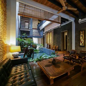 Hotel 1825 Gallery